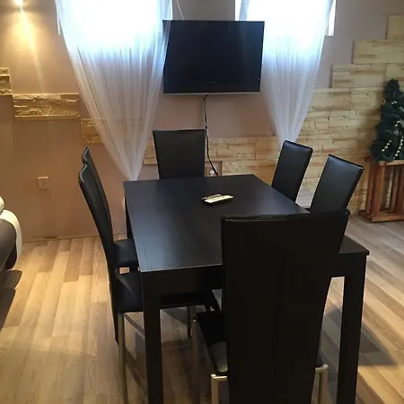 Maison d'hôtes Smeraldo Kastely Szallo