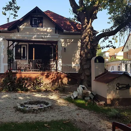 Smeraldo Kastely Szallo Maison d'hôtes